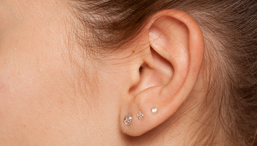 Можно ли беременным прокалывать уши