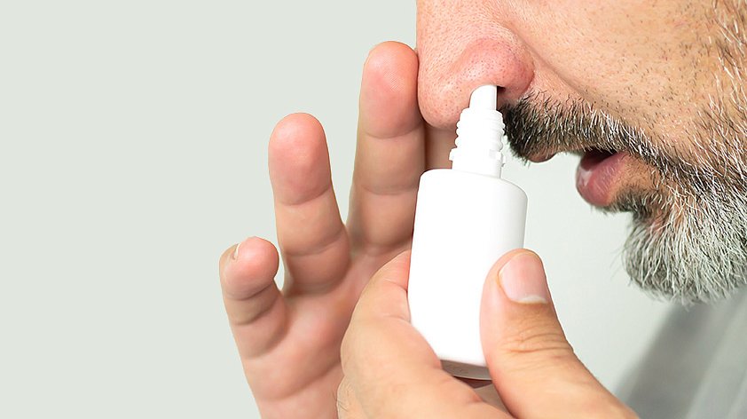 Сухость в носу: причины, возможные осложнения, как лечить