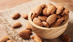Миндаль: польза и вред для организма