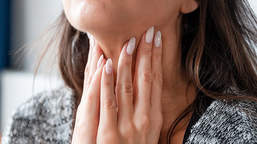 Боль в горле: возможные причины, диагностика и лечение