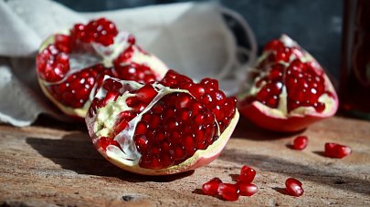 Гранат: польза и вред для организма